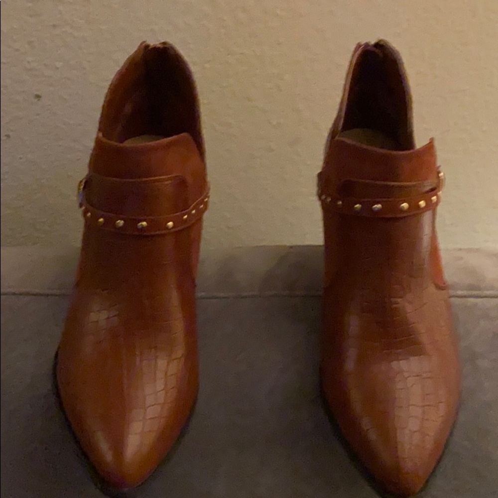 Women’s boots